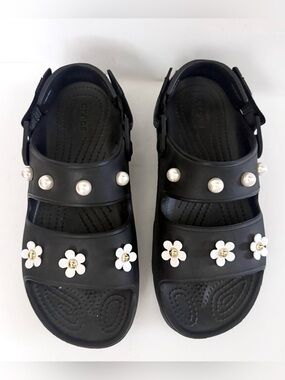 Crocs Chunky Sandals Platform Black Flower Daisy Pearl Size 9W
